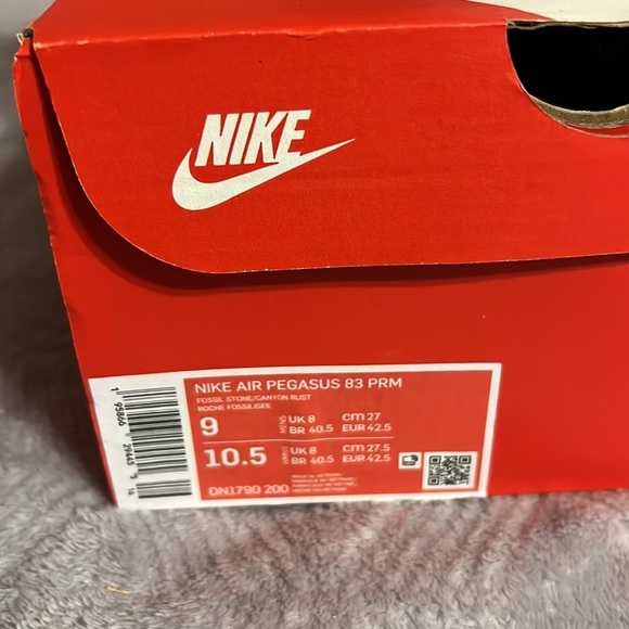 Men Nike - Picture 5 of 6